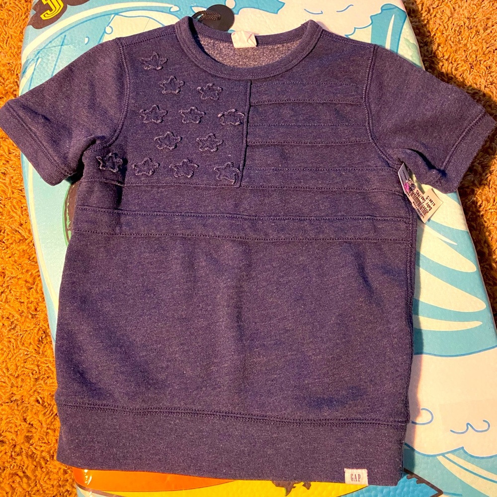 GAP boys short sleeve sweatshirt